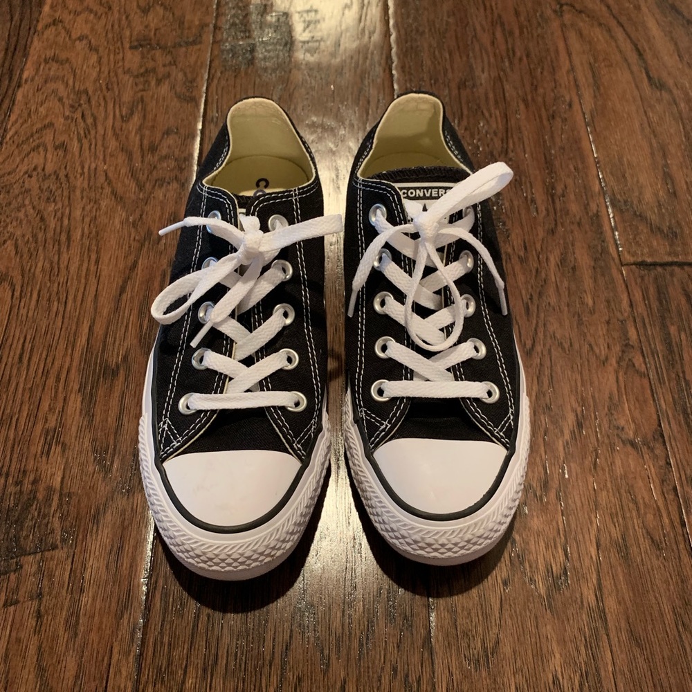 Women’s Black Converse Chuck Taylor Shoes